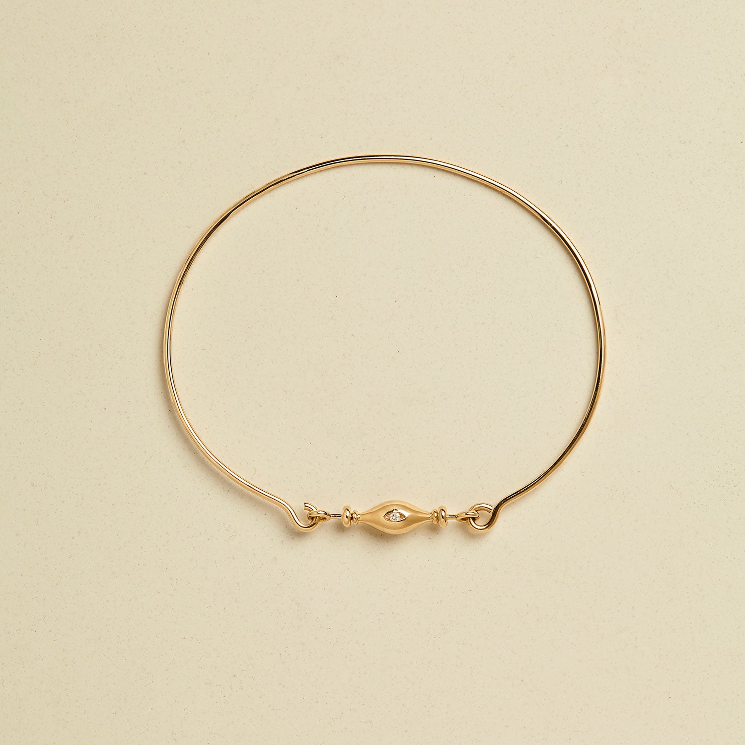 Diamond  Mudra Ojo Spinner Cuff