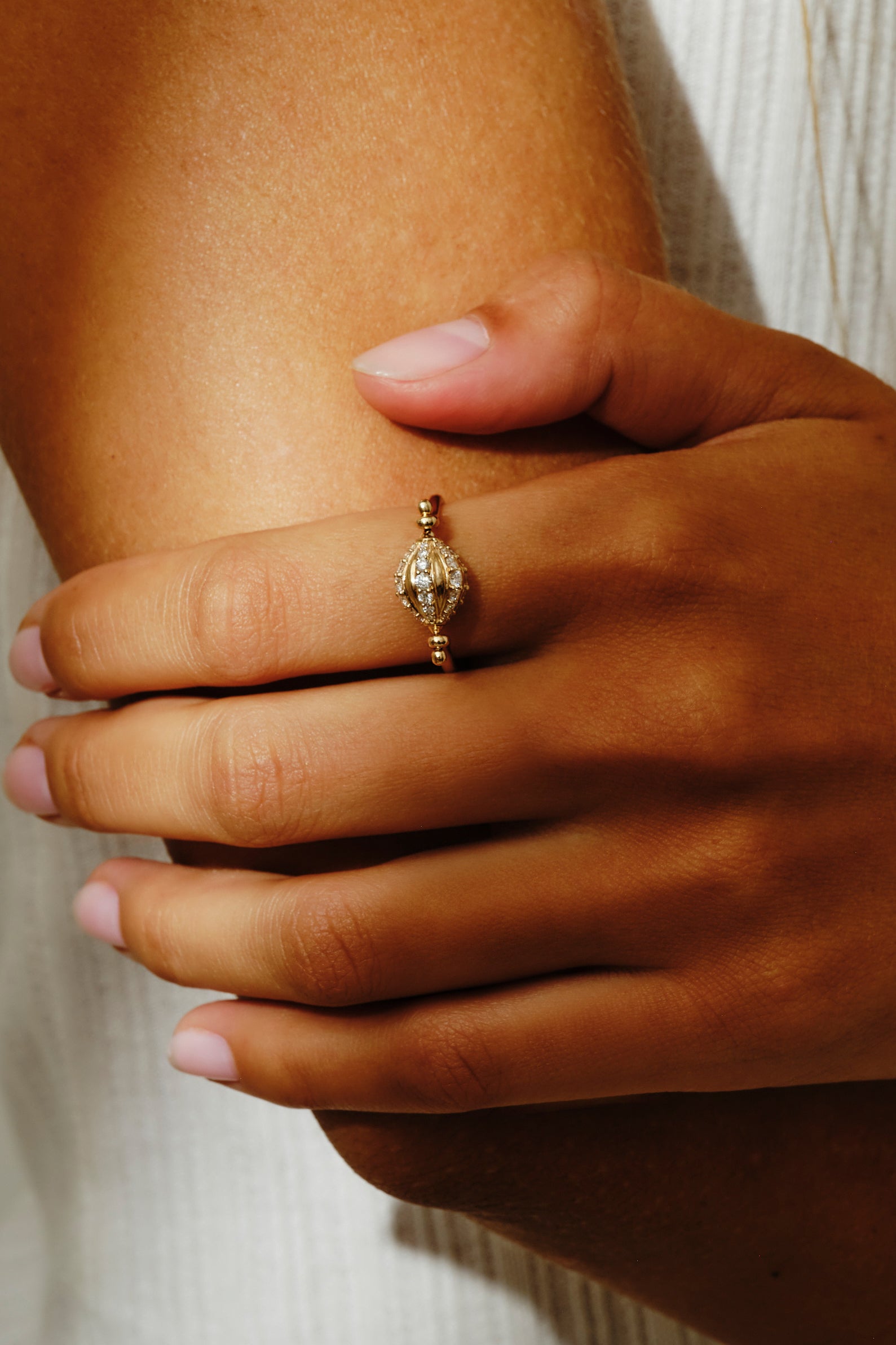 Mudra Dome White Diamond Spinner Ring