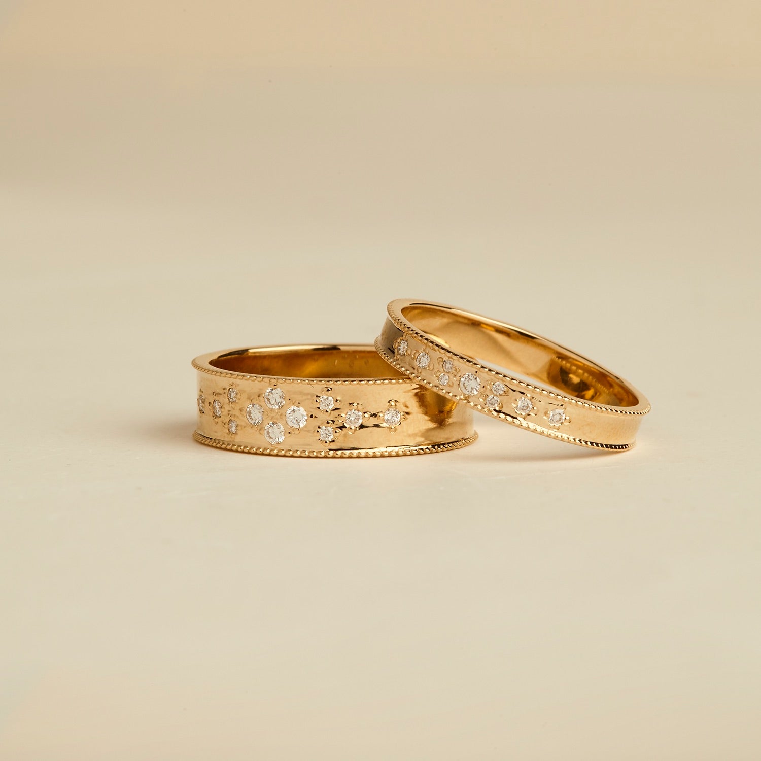Dala Wide Diamond Scatter Band