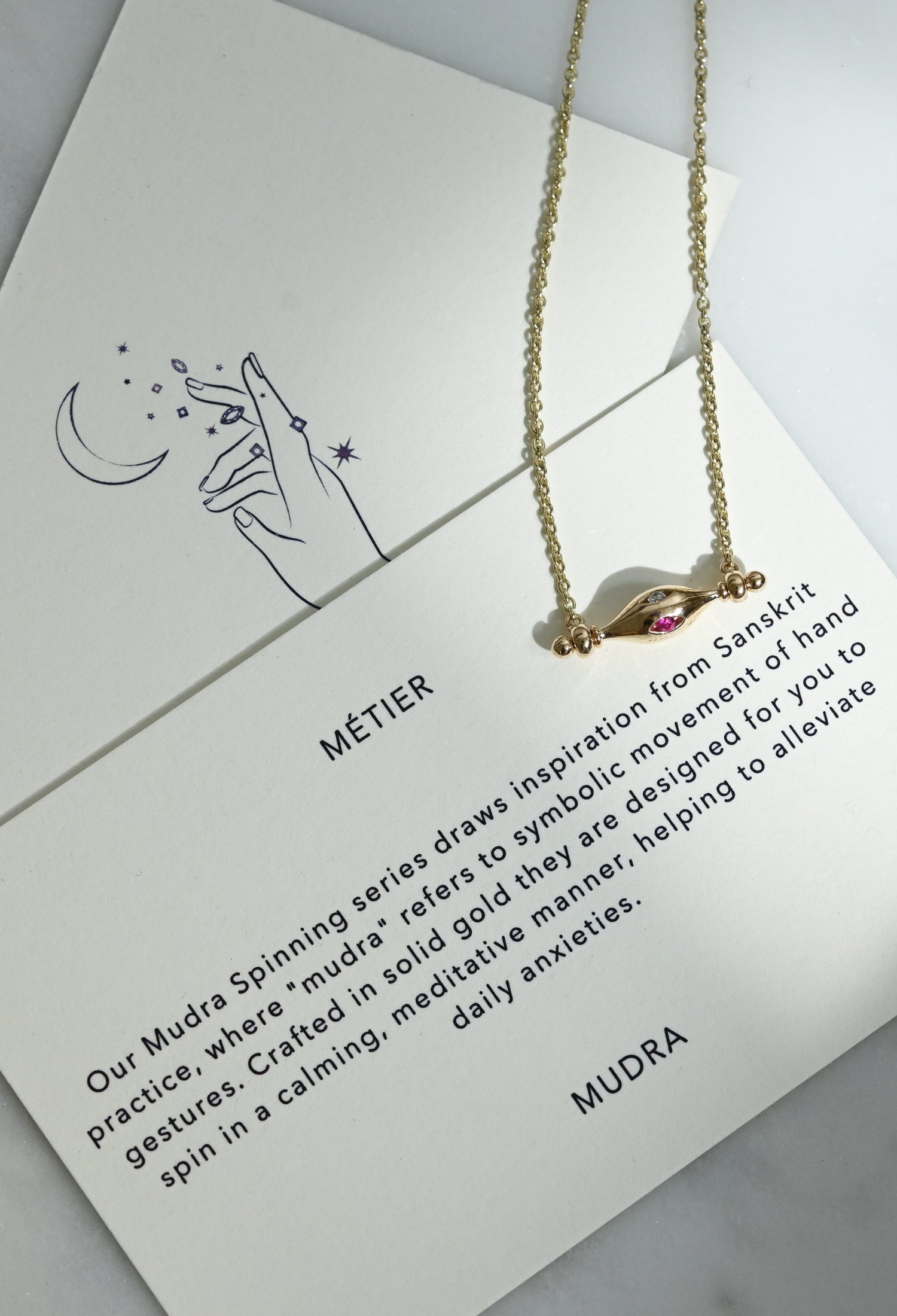 Mudra Ojo Spinner 5 Diamond Pendant