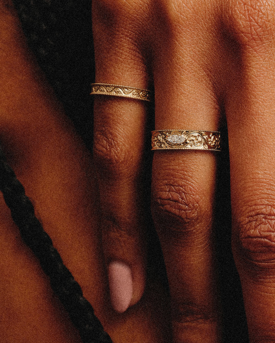 Dala Wide Diamond Engraved Band