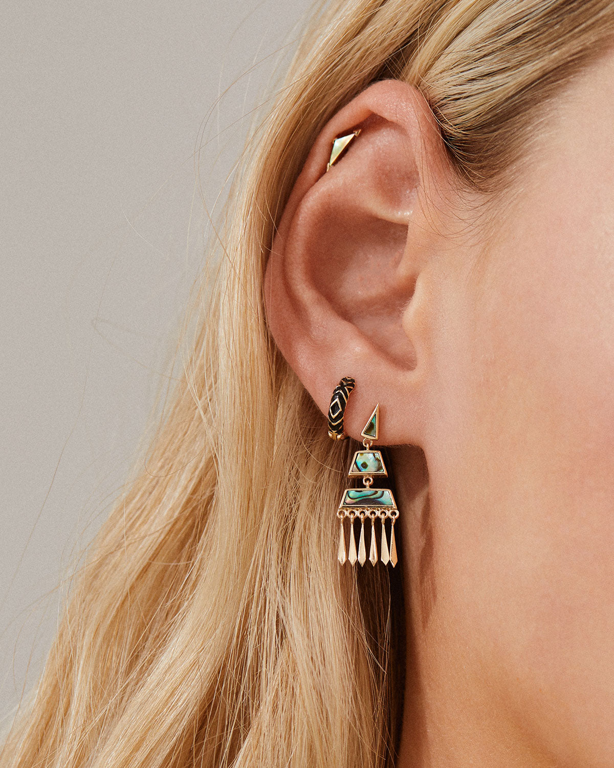 Pearl Tassel Studs .6
