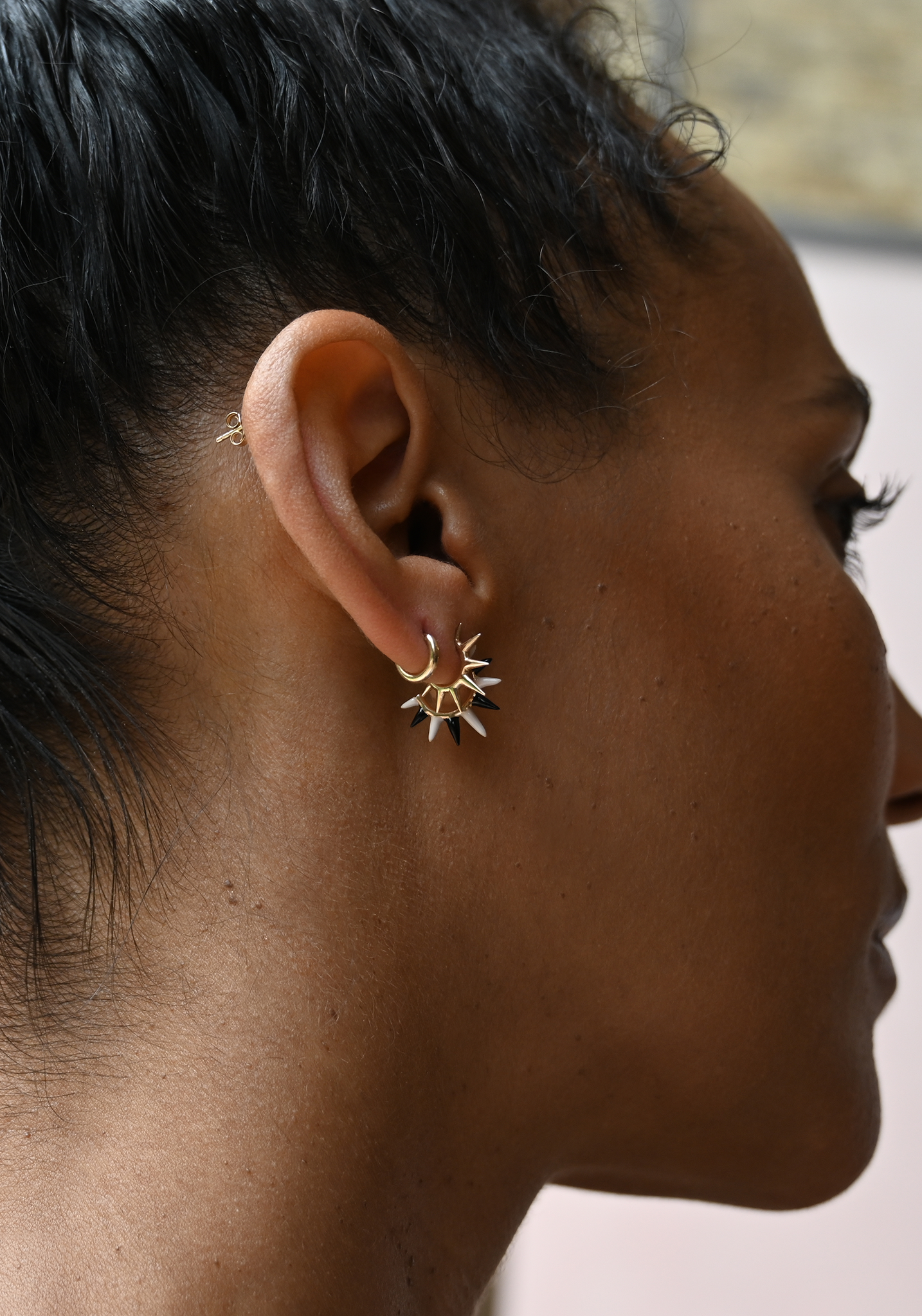 metier by tomfoolery split point earring look shown on model