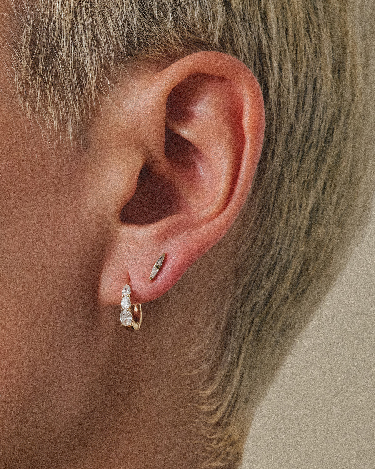 Diamond Date Mirage Stud on model