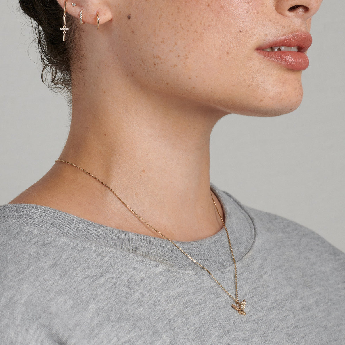 close up of eagle chain pendant