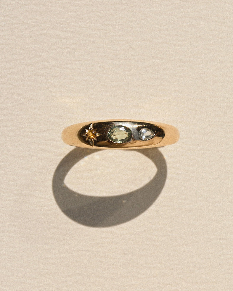 Kaleido Green Sapphire &amp; Aquamarine Tapered Band