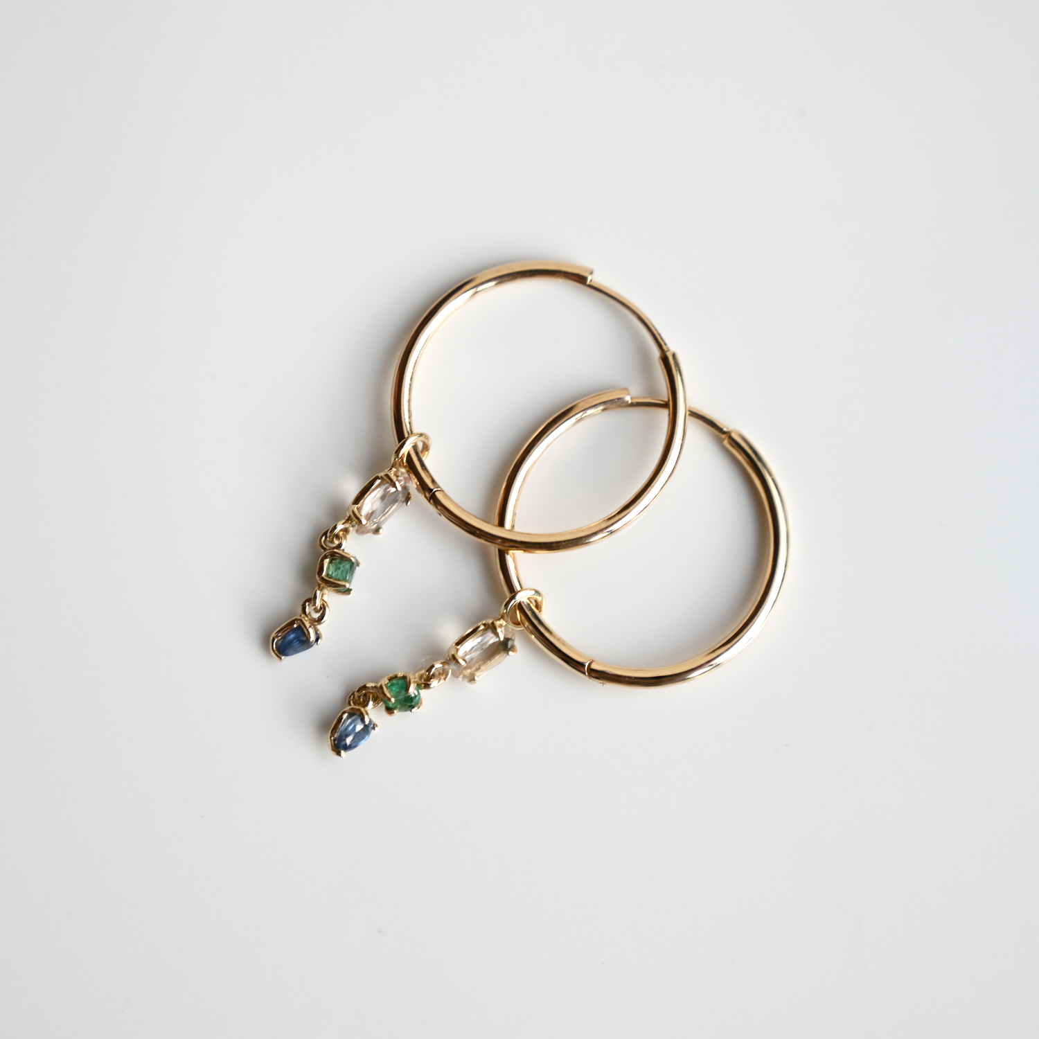 metier by tomfoolery large round clicker hoop multi claw plaques